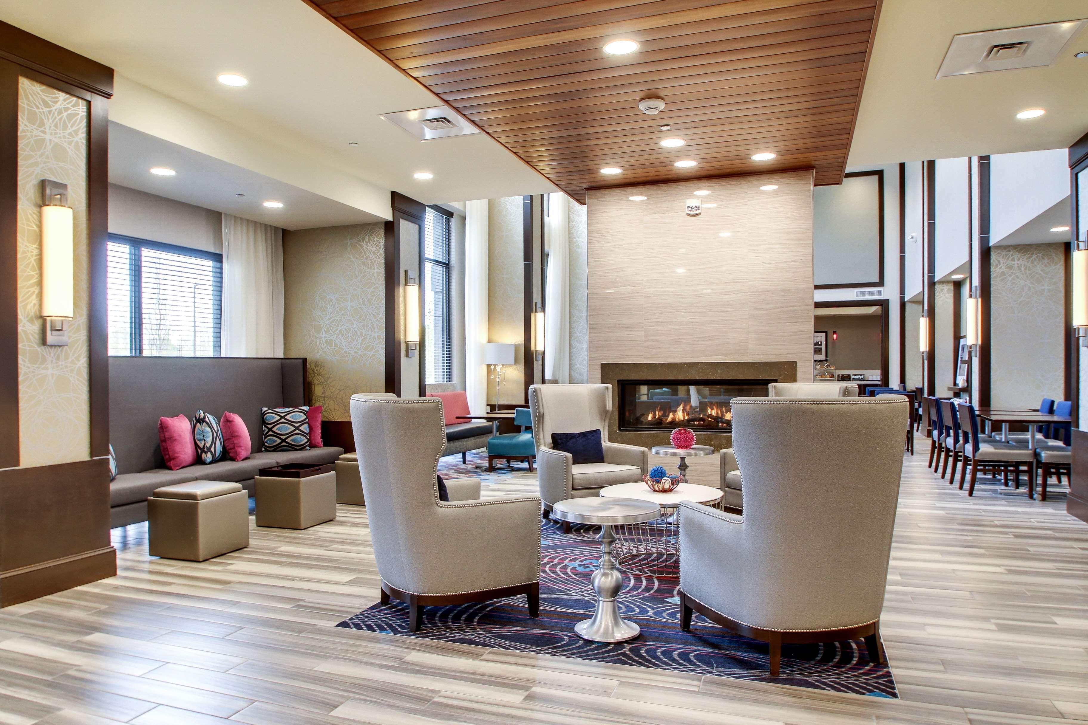 Hampton Inn & Suites Greenville Airport Экстерьер фото