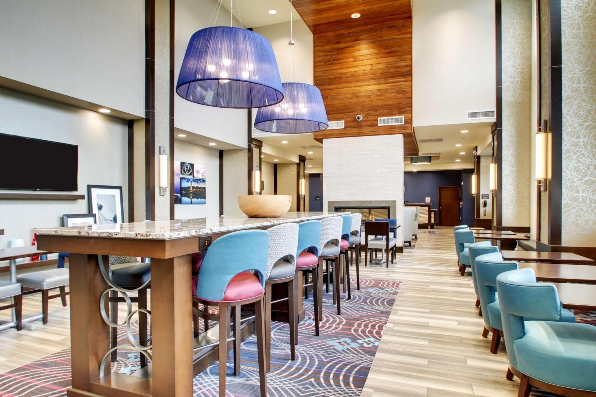 Hampton Inn & Suites Greenville Airport Экстерьер фото